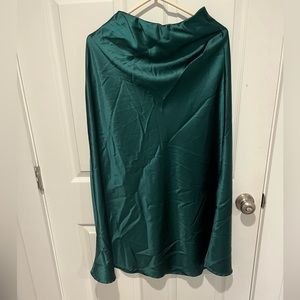 Amazon Basics Satin Slip